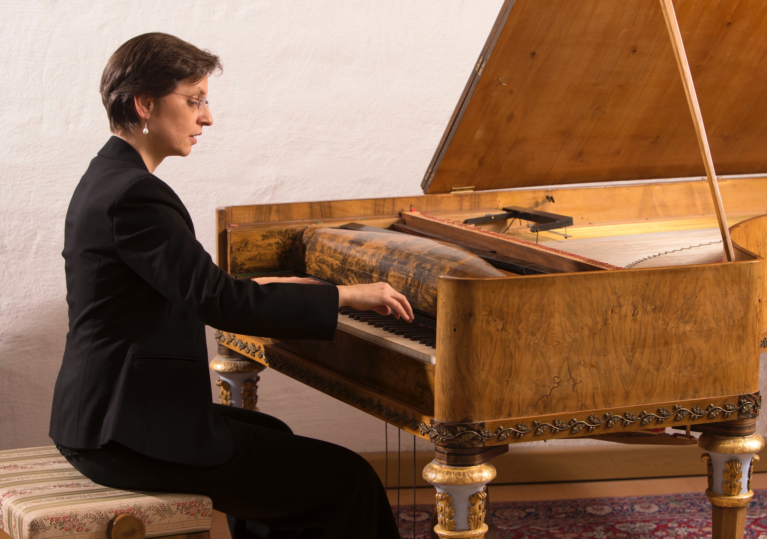 Birgit Nerdinger am Hammerflügel